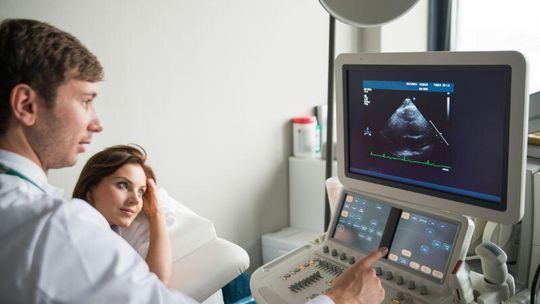 Prywatna klinika kardiologii – kiedy warto skorzystać z konsultacji specjalisty?