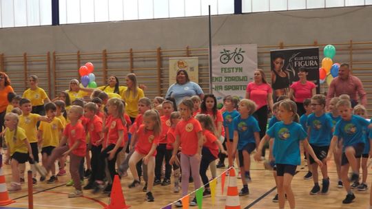 Przedszkolaki opanowały Hale Miejską w Starachowicach. Za nami festyn „Eko zdrowo-na sportowo”