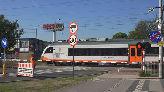 Przejazd kolejowy w Dolnych Starachowicach otwarty. Miejsce zostanie dodatkowo zmodernizowane