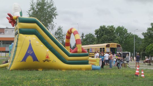Przystanek Happy Bus z atrakcjami dla najmłodszych