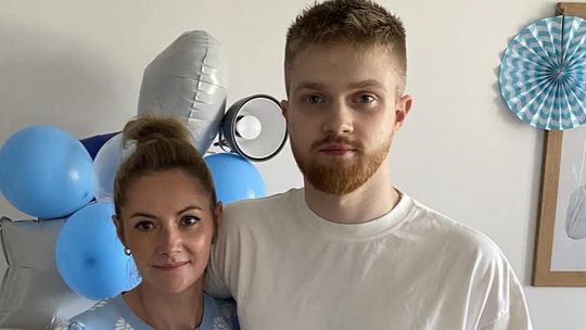 Ruszył w podróż pieszą aby wesprzeć zbiórkę dla Grzegorza Święcha