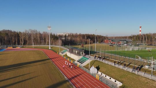 Senioriada wraca na miejski stadion. Seniorzy z miasta będą wspólnie rywalizować sportowo