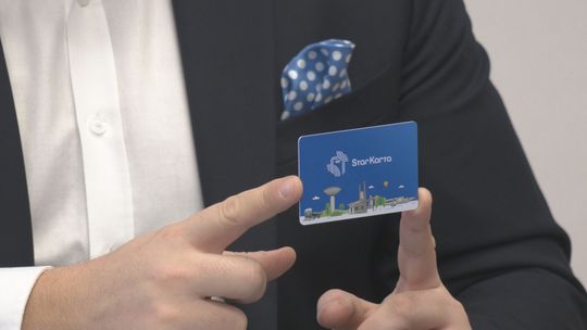 „Star Karta” – darmowa komunikacja i dodatkowe ulgi dla mieszkańców. Jak ją wyrobić?