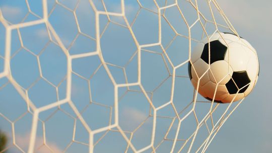 Star Starachowice dopisuje kolejne zwycięstwo do swojej passy bez porażek. 2:0 dla zielono-czarnych
