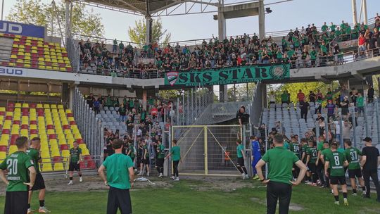 Star Starachowice przegrywa w regionalnym finale Pucharu Polski z Koroną Kielce. Komentarz trenera