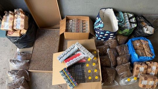 Starachowice: 58-latek wpadł z kontrabandą wartą 49 tysięcy złotych