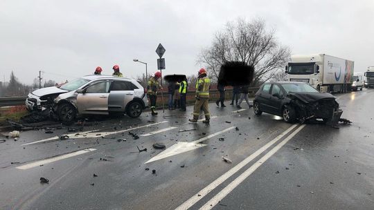 Starachowice: wypadek na wiadukcie