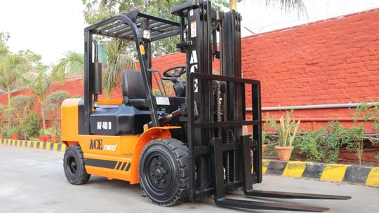 Superlift - wózki widłowe na wynajem i sprzedaż bez zbędnych komplikacji