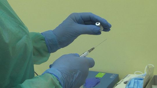 - Szczepmy się i nośmy maski - apeluje Sanepid  