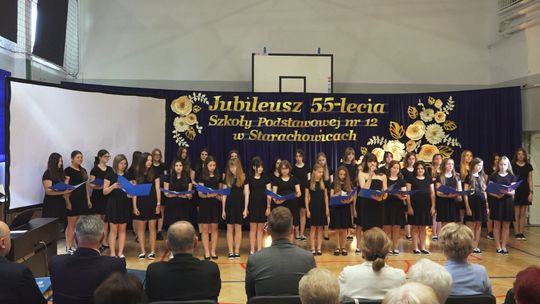 Szkoła Podstawowa nr 12 im. Mikołaja Kopernika obchodziła swój jubileusz z okazji 55-lecia