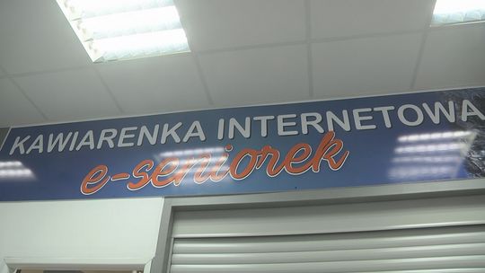 „Szybki PIT” w kawiarence e-Seniorek