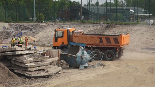 Trwa modernizacja stadionu w Starachowicach