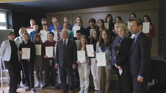 Uczniowie z „jedenastki” wygrali wycieczkę do sejmu