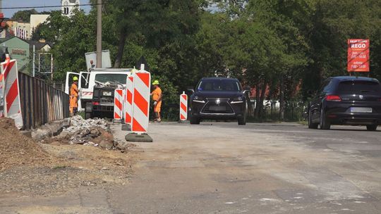 Ul. Sadowa została zamknięta dla ruchu. Powodem: remonty oraz modernizacja mostu na rzece Kamiennej