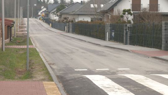 Ul. Słoneczna w Lipiu gotowa dla mieszkańców. To pół kilometra nowej nawierzchni