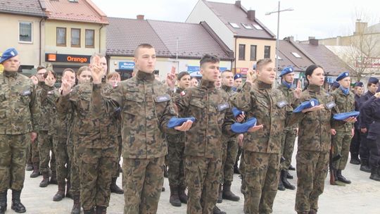 Uroczyste przyrzeczenie klas mundurowych ZDZ