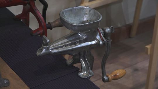 Wernisaż wystawy „Przemysł domowy. Technika z kredensu” w Muzeum Przyrody i Techniki w Starachowicach