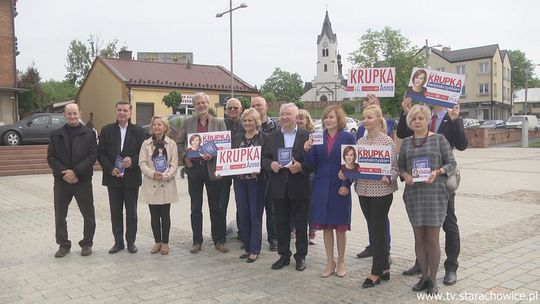 Wiceminister sportu i turystyki Anna Krupka u wyborców w Starachowicach