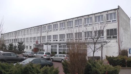 Wojewoda Świętokrzyski unieważnił uchwałę Rady Powiatu w Starachowicach w sprawie zamiaru przeniesienia siedziby ZSZ nr 3