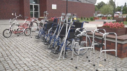 Wózki i inny sprzęt do bezpłatnego korzystania przez niepełnosprawnych