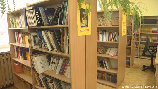 Wsparcie z rządowego programu dla dwóch szkolnych bibliotek