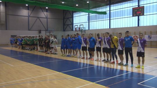 Zagrali w piłkę halową i nietypowy bilard