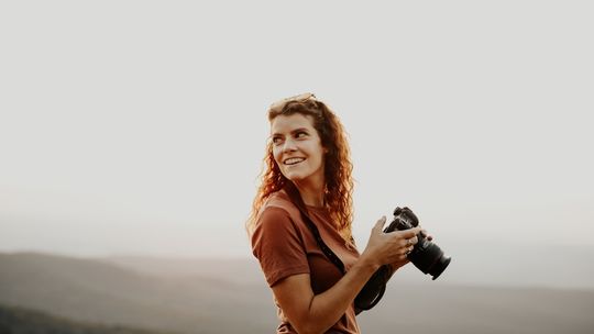 Zdjęcie do dokumentów w Pruszkowie – jak znaleźć fotografa, który spełni wymogi urzędowe?