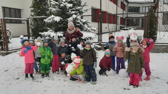 Zimowe wrażenia dzieci z PM nr 10