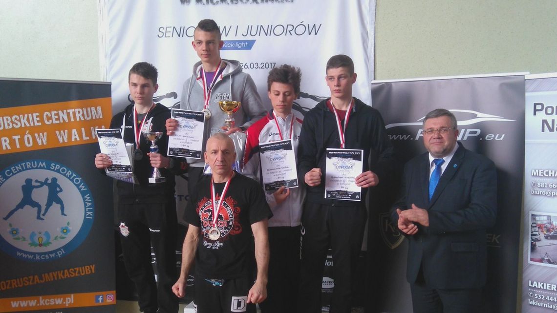 Dwa złota i dwa brązy dla naszych kickboxerów w Kartuzach