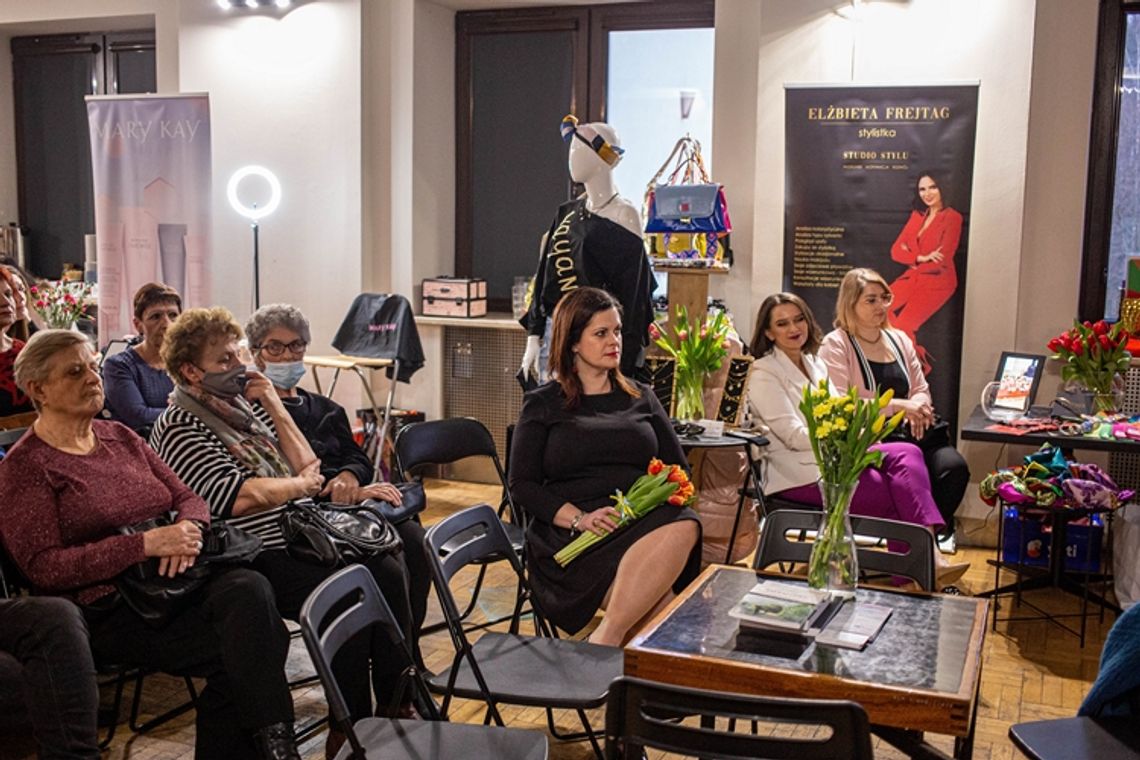 „Health&beauty evening” za nami - kobieco, ekologicznie i solidarnie w Parku Kultury! „Health&beauty evening” za nami - kobieco, ekologicznie i solidarnie w Parku Kultury!