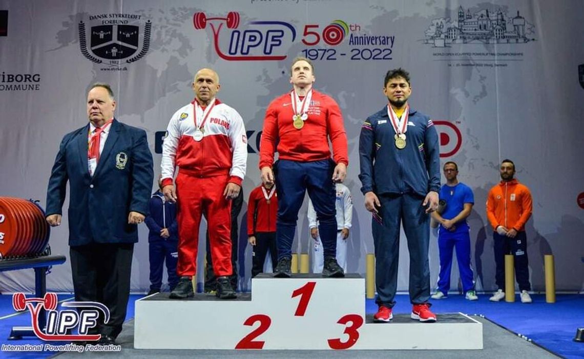 Jarosław Olech jedzie po kolejny medal Jarosław Olech jedzie po kolejny medal