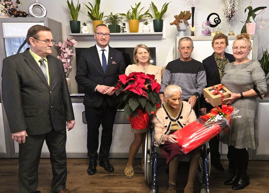 Jubileusz 100-lecia Pani Sabiny Mazur z Młynka Jubileusz 100-lecia Pani Sabiny Mazur z Młynka