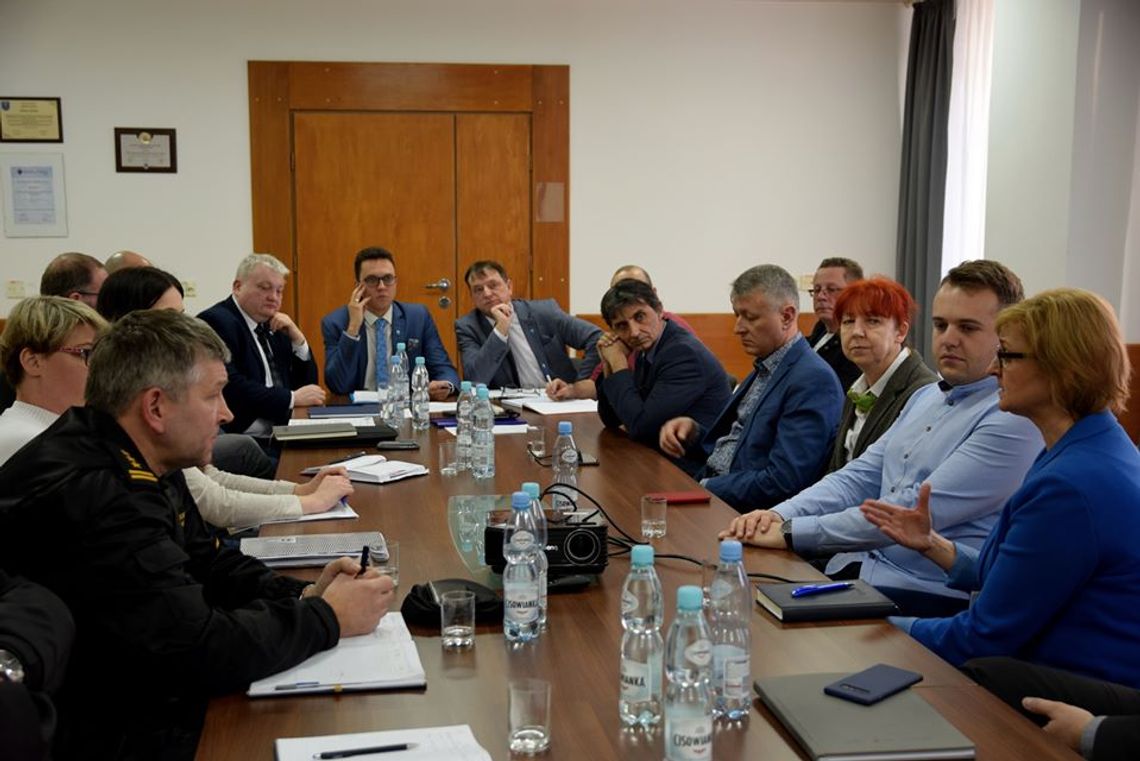 Obradował Powiatowy Zespół Zarządzania Kryzysowego Obradował Powiatowy Zespół Zarządzania Kryzysowego