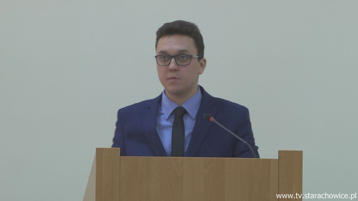 Rada powiatu nie odwołała starosty Piotra Babickiego