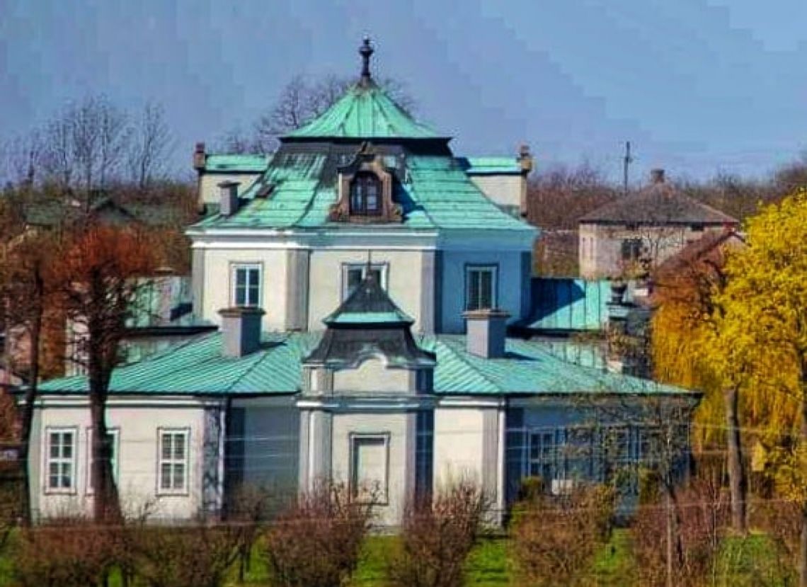 Rozpustny pałac w świętokrzyskim