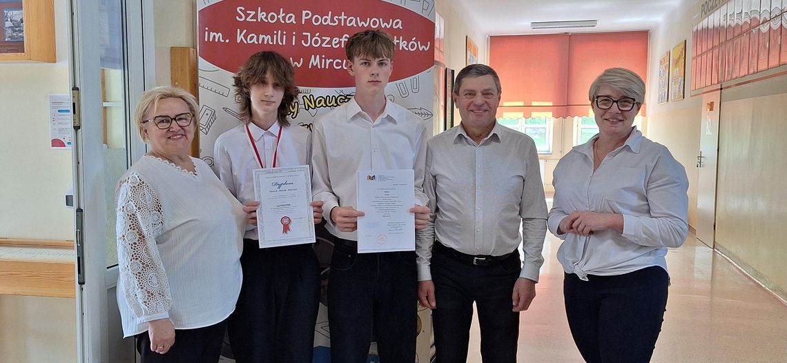 Uczniowie z Mirca z naukowymi sukcesami. Gratulacje Huberta i Dawida!