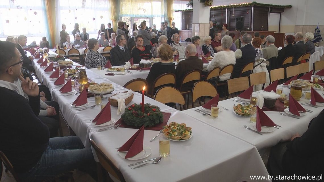 Wigilijne spotkanie starachowickiego koła Polskiego Związku Niewidomych Wigilijne spotkanie starachowickiego koła Polskiego Związku Niewidomych