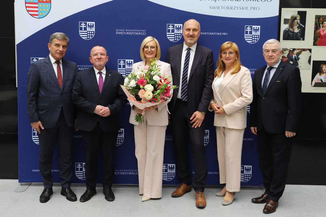 Wotum zaufania i absolutorium dla Zarządu Województwa Świetokrzyskiego