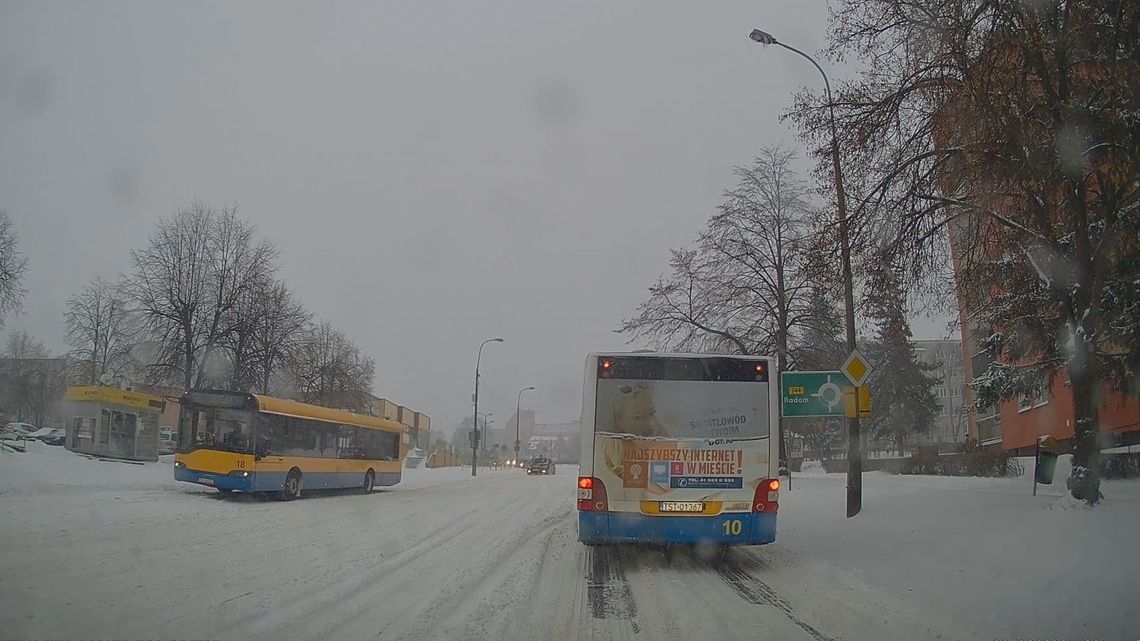 ZEC - Komunikacja miejska przywraca kursowanie autobusów